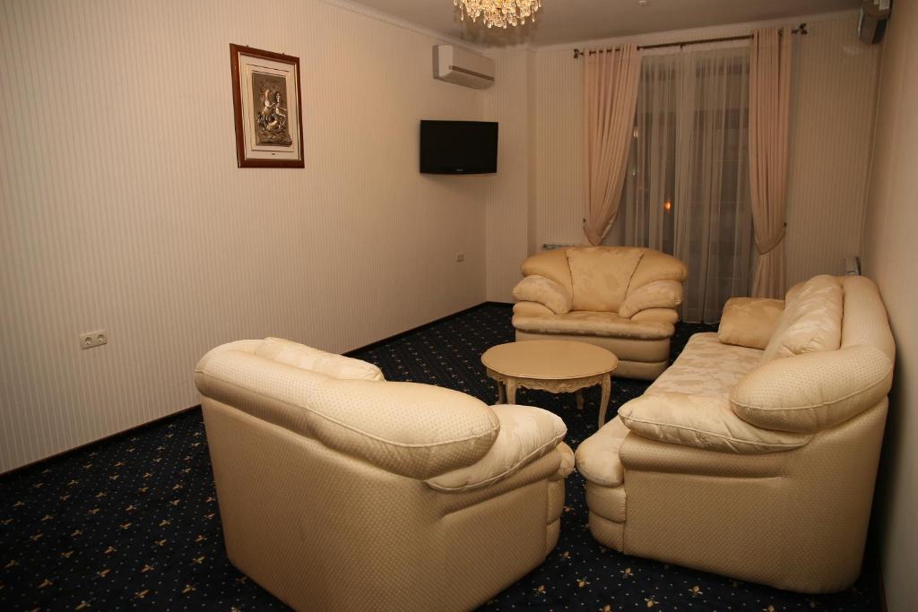 Kleopatra Vip Hotel Kamjanets-Podilskyi Værelse billede